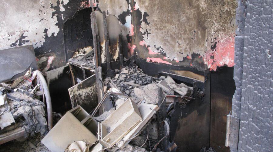 Why choose CleanRipple Team for water damage restoration in El Monte